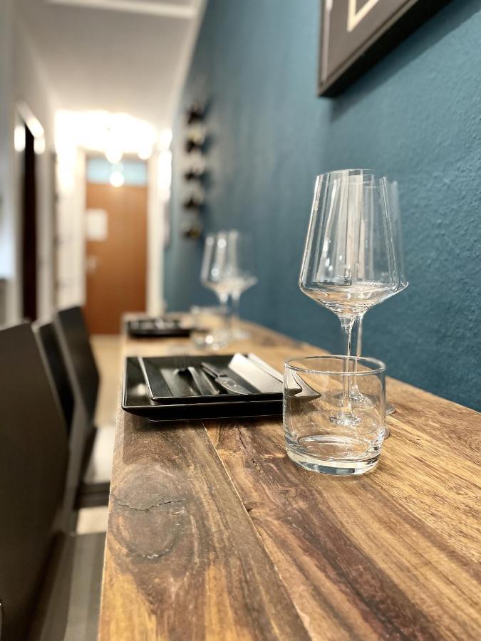 Boutique Apartment Am Bahnhof Friburgo in Brisgovia Esterno foto