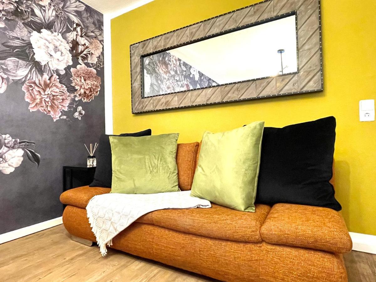 Boutique Apartment Am Bahnhof Friburgo in Brisgovia Esterno foto