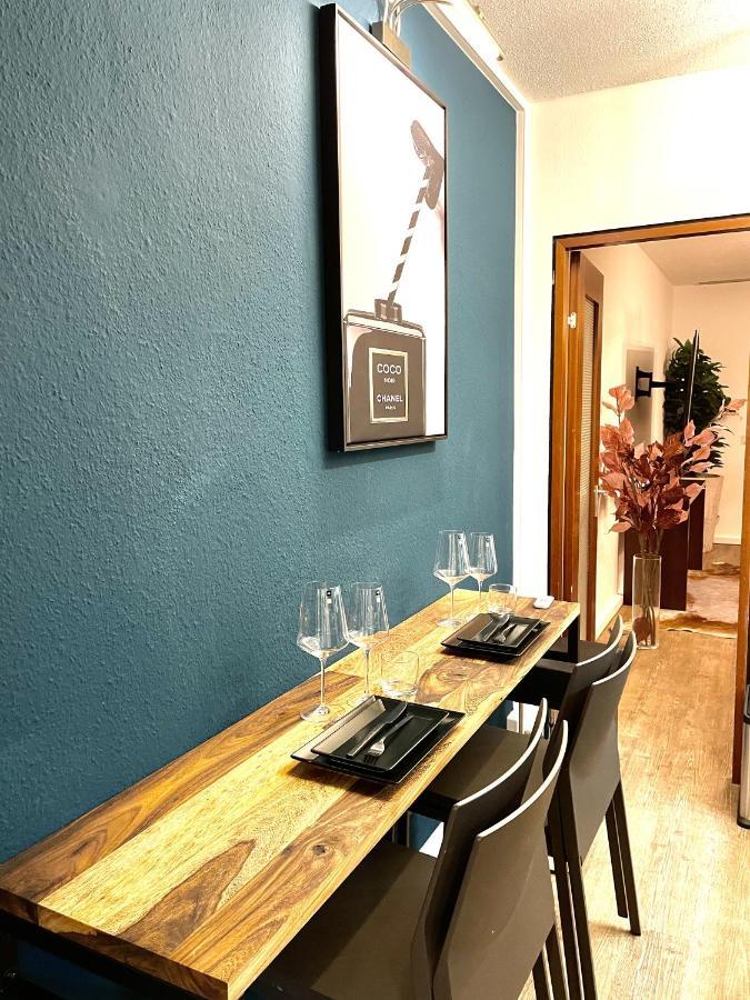 Boutique Apartment Am Bahnhof Friburgo in Brisgovia Esterno foto