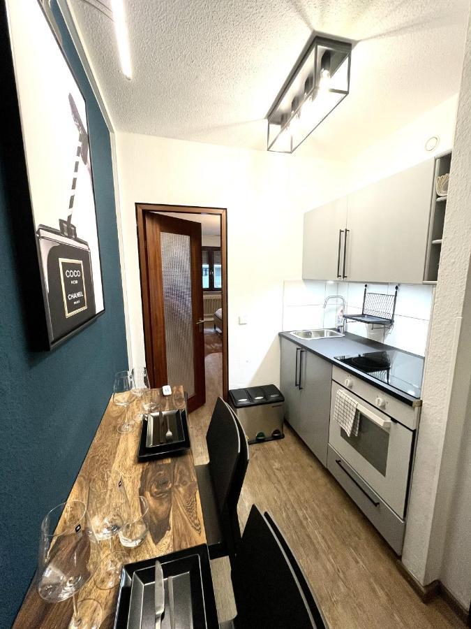 Boutique Apartment Am Bahnhof Friburgo in Brisgovia Esterno foto